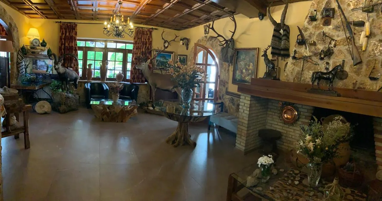 Hotel Mirasierra Coto Rios