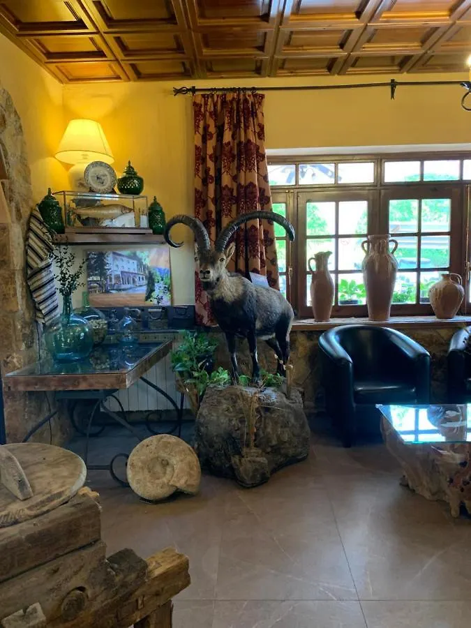 Hotel Mirasierra كوتو ريوس