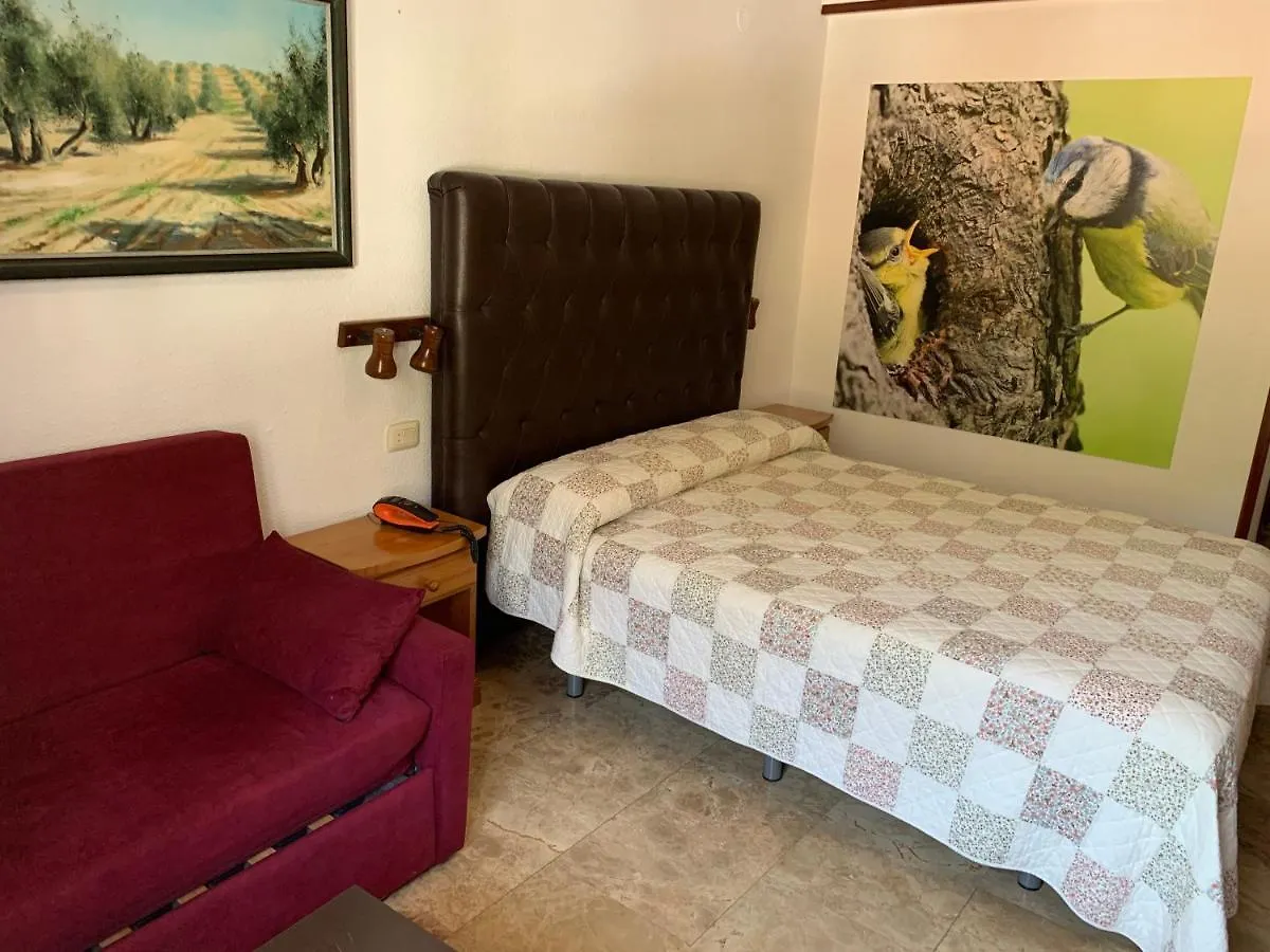 **  Hotel Mirasierra كوتو ريوس إسبانيا