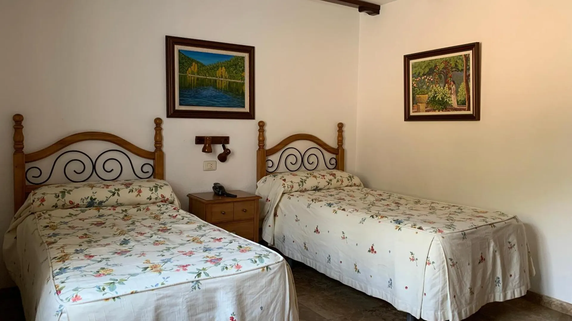 Hotel Mirasierra كوتو ريوس