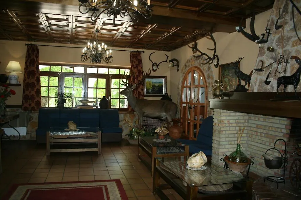 Hotel Mirasierra كوتو ريوس