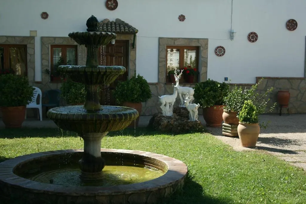 Hotel Mirasierra كوتو ريوس 2*,